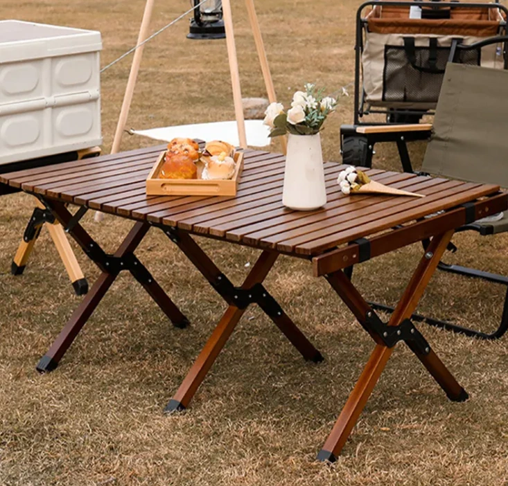 Stovyklavietės stalas